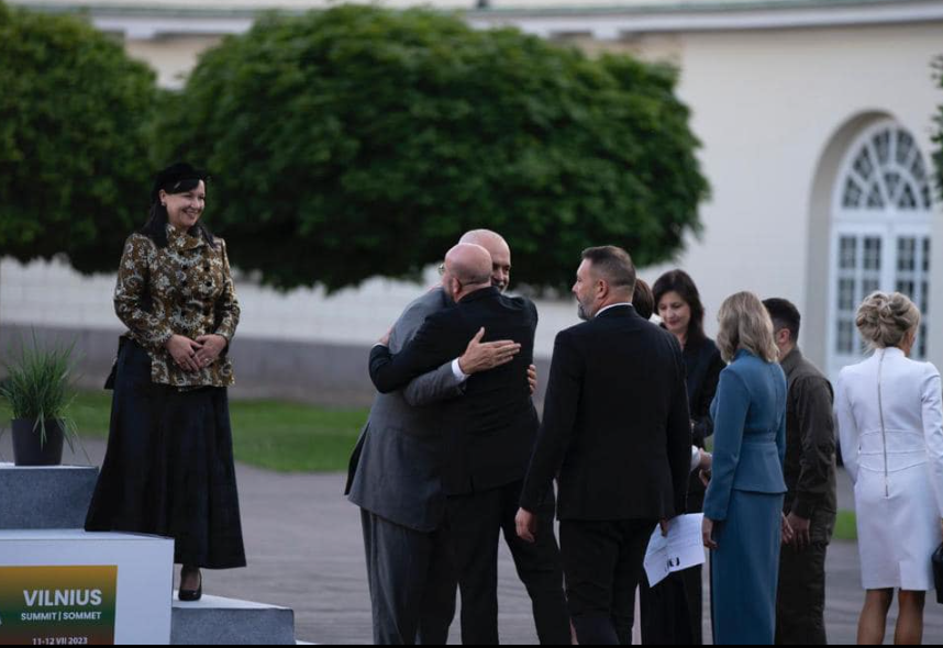 Rama poston fotot nga mbrëmja e kaluar në Pallatin Presidencial të Vilnius