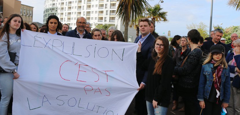 Cherbourg. Manche : ils se mobilisent pour une famille albanaise menacée  d'expulsion